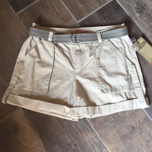 NWT Ruff Hewn Size 10 Khaki Shorts With Belt